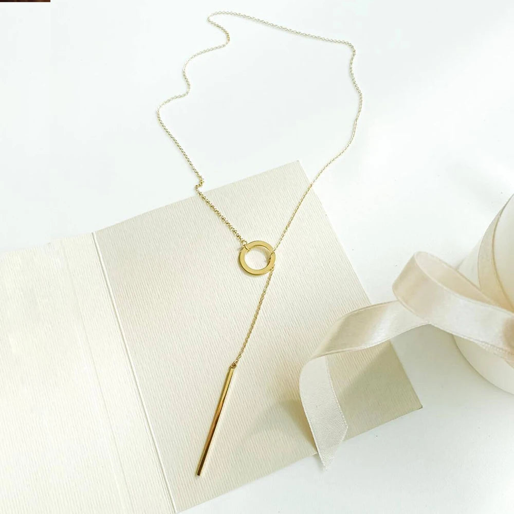 Collier Halo Stellaire – Chaîne en Acier Inoxydable Doré