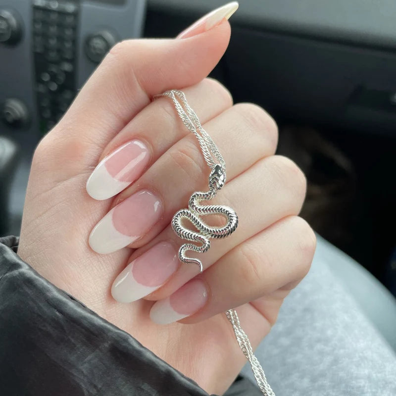 Collier Serpent Élégance – Acier Inoxydable Doré