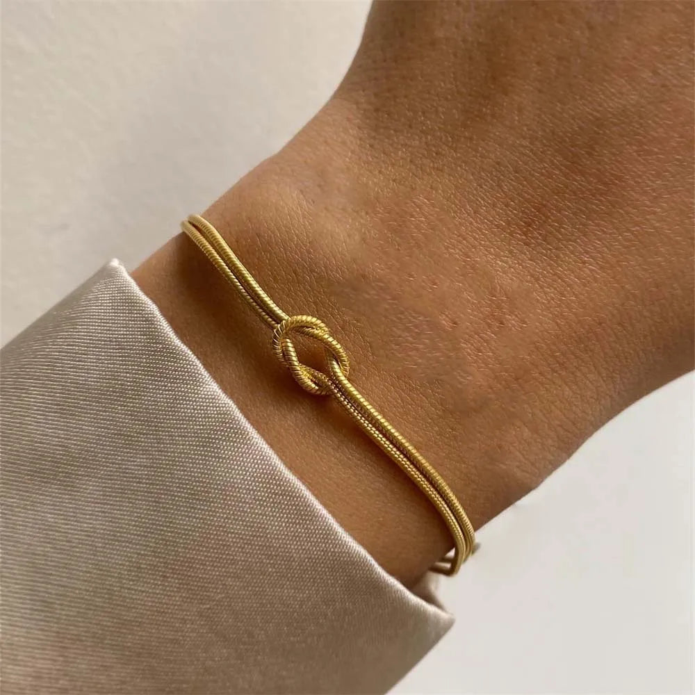 Collier Nœud Collection Vélora– Acier Inoxydable Doré