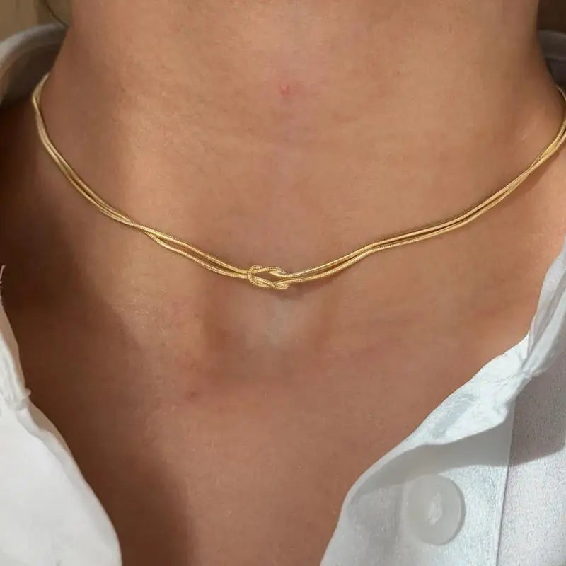 Collier Nœud Collection Vélora– Acier Inoxydable Doré